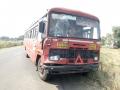 राष्ट्रीय महामार्गावर वाशिंब्याजवळ बसचा अपघात! - Marathi News | Bus accidents near the Washimba - borgaonmanju on the National Highway! | Latest akola News at Lokmat.com