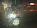 मुंबईत तीन वाहनांचा विचित्र अपघात, आठ जण जखमी - Marathi News | eight peoples were injured in a road accident in Mumbai | Latest mumbai News at Lokmat.com