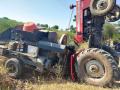 ट्रॅक्टर उलटल्याने चालकाचा मृत्यू - Marathi News | The driver died when the tractor overturned | Latest akola News at Lokmat.com