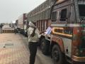 ई-वे बिल तपासणी मोहिमेत ३९२ ट्रकची तपासणी  - Marathi News | Checking of 392 trucks in e-way bill check campaign | Latest nagpur News at Lokmat.com