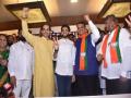 Maharashtra Election 2019: आदित्य ठाकरे मुख्यमंत्री होणार का?; देवेंद्र फडणवीसांसमोर उद्धव ठाकरेंचा 'यू-टर्न' - Marathi News | Maharashtra Election 2019: Will Aditya Thackeray become CM ?; Uddhav Thackeray's 'U-turn' in front of Devendra Fadnavis | Latest mumbai News at Lokmat.com