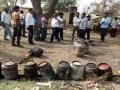 भीषण आग आणि सिलेंडरच्या स्फोटांनी अकोल्यातील मातानगर हादरले - Marathi News | The fires and cylinder blasts hit Akola's Matnagar | Latest akola Videos at Lokmat.com