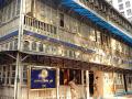 भायखळामधील इमारतीजवळ बॉम्ब ठेवल्याचा हॉक्स कॉल;आग्रीपाडा पोलीस स्थानकात गुन्हा दाखल - Marathi News | Hawks call for bombing near building in Byculla; A case has been registered at Agripada police station | Latest crime News at Lokmat.com