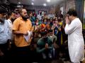 तुम्ही काळजी करु नका, मी व्यक्तिशः प्रयत्न करेन; राज ठाकरेंचं नायगावमधील रहिवाशांना आश्वासन - Marathi News | Don't worry, I'll try personally; MNS Prisident Raj Thackeray's assurance to the residents of Naigaon Police Colony | Latest mumbai News at Lokmat.com