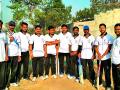 अकोला वकील संघ राज्यस्तरीय क्रिकेट स्पर्धेकरिता रवाना - Marathi News | Akola advocates leave for state level cricket tournament | Latest akola News at Lokmat.com