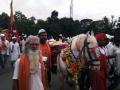 श्रींचे अश्व अलंकापुरीत दाखल ; माउली मंदिरात अश्वांचे स्वागत - Marathi News | shrees horse reached to alandi | Latest pune News at Lokmat.com