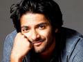 अली फजलची सटकली; म्हणे, आधी माझे पैसे द्या - Marathi News | ali fazal to film tadka producers cheques bounced actors not paid | Latest filmy News at Lokmat.com