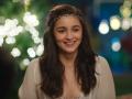 अलिया भटच्या व्हॅनिटी व्हॅनचे फोटो तुम्ही पाहिले का? - Marathi News | Did you see alia bhatt vanity van pictures? | Latest filmy News at Lokmat.com