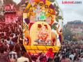 Pune Ganpati Festival : “मोरया मोरया” चा जयघोष..! लाडक्या गणरायाला पुणेकरांचा भक्तीभावे निरोप - Marathi News | pune Ganpati Festival pune residents bid a devout farewell to their beloved Ganesha | Latest pune News at Lokmat.com