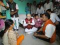 भाजपाध्यक्ष अमित शहा यांना शेतक-यांचे तिखट प्रश्न, उत्तर देता देता झाली दमछाक - Marathi News | Amit Shah bombarded with question by farmers | Latest national News at Lokmat.com