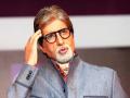 Amitabh Bachchan :"कपडे धुतोय, फरशी, टॉयलेटसुद्धा साफ करतोय"; कोरोना पॉझिटिव्ह बिग बींनी सांगितला अनुभव - Marathi News | Amitabh Bachchan is sweeping and cleaning toilet after covid positive for second time | Latest filmy News at Lokmat.com