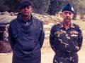 Kargil Vijay Diwas : कारगिलच्या युद्धभूमीवर प्राण तळहातावर घेऊन लढले होते 'हे' पिता-पुत्र  - Marathi News | Kargil Vijay Diwas: Father and son 'fought' in the plains of Kargil | Latest national News at Lokmat.com