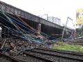 Andheri Bridge Collapse: अंधेरी पूल दुर्घटनेच्या बातमीनं ठाणेकरांचा ठोका चुकला, 'तो' अपघात आठवला! - Marathi News | Andheri Bridge Collapse: thane residents remembered kopri bridge accident | Latest mumbai News at Lokmat.com