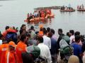 अमरावतीत बोट उलटल्यानं 11 जणांचा मृत्यू; अनेक प्रवासी बेपत्ता - Marathi News | Several People Feared Drowned In Tourist Boat In The Swollen Godavari River In Andhra Pradesh | Latest national News at Lokmat.com