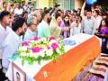प्रसाद महाडिक अनंतात विलीन - Marathi News |  Prasad Mahadik merged in infinity | Latest vasai-virar News at Lokmat.com