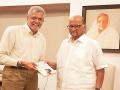अशोक विखे यांची शरद पवारांशी चर्चा - Marathi News | Ashok Vikare discusses with Sharad Pawar | Latest ahilyanagar News at Lokmat.com