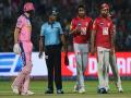 IPL 2019 : मी नियमाची वेस ओलांडली नाही, मग आकांडतांडव कशाला? अश्विनचा सवाल - Marathi News | IPL 2019 : It's within the rules, Say R Ashwin on Jos Buttler controversial out in RR vs KXIP game | Latest cricket News at Lokmat.com