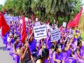 प्रलंबित मागण्यांसाठी आशा वर्कर्सचे आंदोलन - Marathi News | Asha workers' agitation for pending demands | Latest navi-mumbai News at Lokmat.com