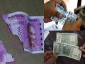 ATMमधून फाटलेल्या नोटा निघाल्यावर काय करावे? जाणून घ्या प्रोसेस... - Marathi News | Banking News: What to do when torn notes come out of an ATM? Know the process | Latest business News at Lokmat.com