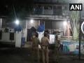 भाजपा खासदाराच्या घरावर बॉम्बहल्ला, अज्ञातांकडून गोळीबार - Marathi News | Bombs attack at BJP MP's house, firing from unknown people | Latest national News at Lokmat.com