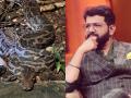 अवधूत गुप्तेने पोस्ट केला अजगराचा फोटो; म्हणाला, "हा पाहुणा आमच्या कॉलनीमध्ये आला..." - Marathi News | Avadhoot Gupte posted a photo of a python narrates how society people treats wildlife | Latest filmy News at Lokmat.com