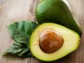 अॅवोकॅडो हे सुपरफूड खाण्याचे हे खास आहेत फायदे - Marathi News | Diet tips how many avocados can you eat week | Latest health News at Lokmat.com