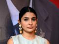 Anushka Sharma: बिस्किटच्या फोटोवरुन ट्रोल झाली अनुष्का शर्मा, अभिनेत्रीवर आली माफी मागण्याची वेळ - Marathi News | Anushka sharma trolled for the wrong spelling of biscuits actress apologized | Latest filmy News at Lokmat.com