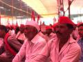 'लाल वादळ' आझाद मैदानात धडकलं! - Marathi News | Kisan long march in mumbai | Latest maharashtra Videos at Lokmat.com