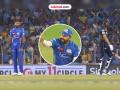 IPL 2025 GT vs MI : रोहितनं सेट केली फिल्डिंग अन् हार्दिक पांड्याला मिळाली गिलची विकेट; चर्चा तर होणारच! - Marathi News | IPL 2025 GT vs MI Rohit Sharma Helped Hardik Pandya Field Set Up And Shubman Gill Wicket Came In The Next Over   | Latest cricket News at Lokmat.com