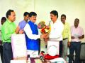 जिल्हा हागणदारीमुक्तीचा मंत्र्याकडून गौरव - Marathi News | Distribution of District Happiness Emotion From Minister | Latest vasai-virar News at Lokmat.com