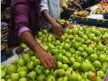 बाजार समितीत भाजीपाल्यानंतरच फळांचे सौदे - Marathi News | Fruit deals only after vegetables in the market committee | Latest kolhapur News at Lokmat.com