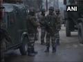 Jammu-Kashmir : बारामुल्ला परिसरात जवानांनी घेरलं दहशतवाद्यांना, चकमक सुरू - Marathi News | encounter between security forces and terrorists in baramulla | Latest national News at Lokmat.com
