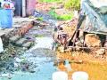 बेबी कालव्याचे पाणी शिरले घरात - Marathi News | Baby canal water enters the house | Latest pune News at Lokmat.com