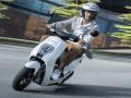 Honda Electric Scooter: होंडाने लाँच केली U-GO ईलेक्ट्रीक स्कूटर; दोन बॅटरी जोडल्यास 130 किमीची रेंज - Marathi News | Honda launches U-GO electric scooter; 130 km range when two batteries are connected | Latest auto News at Lokmat.com