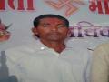 बीडमध्ये शासकीय कार्यालयात विष घेतलेल्या शेतक-याचा मृत्यू - Marathi News | Farmer dies in government office in Beed: Death of farmer | Latest beed News at Lokmat.com