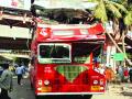 बेस्टच्या डबल डेकर बसला अपघात - Marathi News |  Best double decker bus accident | Latest mumbai News at Lokmat.com
