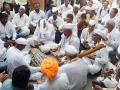 भजनरुपी सेवेमधून मिळालेल्या मानधनातून गोरगरिबांना दिला आधार - Marathi News | Support given to the poor from the honorarium received from the psalm service | Latest sindhudurga News at Lokmat.com