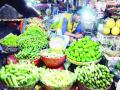 वाटाणा, वांगी, शेवगा महागला, अन्य भाज्यांचे भाव मात्र घसरले - Marathi News | other vegetable prices declined | Latest thane News at Lokmat.com