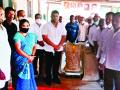 निवजे येथे सिंधुदुर्गातील पहिल्या भात खरेदी केंद्राचा शुभारंभ - Marathi News | Inauguration of the first paddy shopping center at Sindhudurg at Nivje | Latest sindhudurga News at Lokmat.com