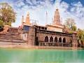 पर्यटकांना खुनावतोय भातोडीचा वैभवशाली इतिहास - Marathi News | The glorious history of Bhatodi is opening to tourists | Latest ahilyanagar News at Lokmat.com