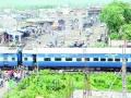 भोकर उड्डाणपुलाच्या कामात रेल्वेची दिरंगाई - Marathi News | Train delay in the work of Bhokar flyover | Latest nanded News at Lokmat.com
