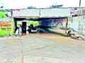 भुयारी मार्गात वाहनांचा होतोय खोळंबा; पुलाची उंची कमी असल्याचा परिणाम - Marathi News | Vehicular discovery of vehicles in subways; The result of the height of the height of the bridge | Latest pimpri-chinchwad News at Lokmat.com