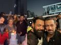 सलमान खानने भाची आयतसोबत जोरदार साजरा केला वाढदिवस, Video व्हायरल - Marathi News | Salman Khan celebrated his birthday with niece Ayat inside Video viral bobby deol also seen | Latest filmy News at Lokmat.com