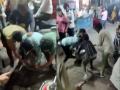 उमेदवाराने बिर्याणी पार्टीचे आयोजन केले; लोकांनी बिर्याणीचे भांडेच पळवले, व्हिडिओ व्हायरल... - Marathi News | UP Nikay Chunav 2023: candidate organized biryani party; People stole biryani pot, video went viral. | Latest national News at Lokmat.com
