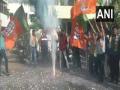 Maharashtra CM : भाजपा कार्यकर्त्यांचा जल्लोष; राष्ट्रवादीत मात्र सन्नाटा  - Marathi News | Maharashtra CM BJP workers celebrate after Devendra Fadnavis takes oath as Maharashtra Chief Minister | Latest solapur News at Lokmat.com
