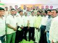 नागपुरात भाजपा पदाधिकाऱ्यांचा काँग्रेसमध्ये प्रवेश - Marathi News | BJP office bearers entering congress at Nagpur | Latest nagpur News at Lokmat.com