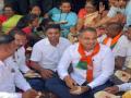 सांगलीत भाजपचे महापालिकेसमोर चटणी-भाकर आंदोलन - Marathi News | | Latest sangli News at Lokmat.com