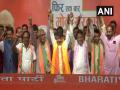 पश्चिम बंगालमध्ये दीदींना झटका; TMC आणि CPM आमदारांचा भाजपात प्रवेश  - Marathi News | Two TMC MLAs and one CPM MLA from West Bengal join BJP at party headquarters in Delhi | Latest national News at Lokmat.com