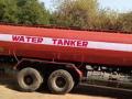 बुलडाणा जिल्ह्यात नऊ दिवसात आठ टँकरला ‘ग्रीन सिग्नल’ - Marathi News | Eight tankers get 'green signal' in nine days in Buldana district | Latest buldhana News at Lokmat.com