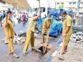 २९२ मेट्रिक टन कचरा आठवडाभरात गोळा, पालिकेच्या कचरामुक्त तासाला उत्स्फूर्त प्रतिसाद - Marathi News | 292 metric tons of waste collected in a week, spontaneous response to the municipality's waste-free hour | Latest mumbai News at Lokmat.com